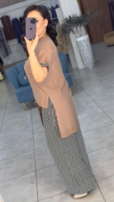   : WhatsApp: +996 (556) 600 373