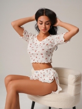 WhatsApp: +996 (772) 66 55 44